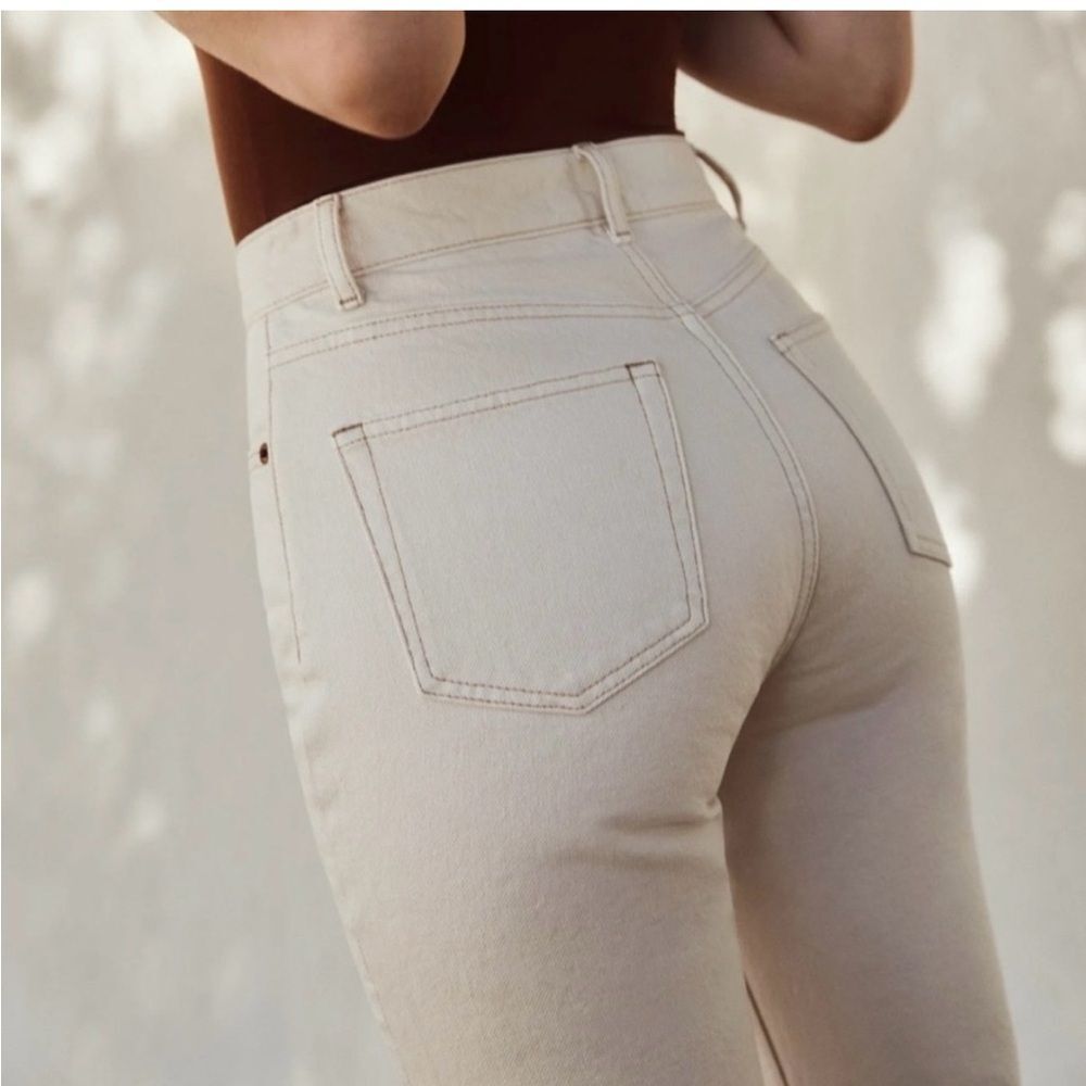Reformation Cynthia High Rise Straight Jeans Bone New with tags! - Picture 2 of 16